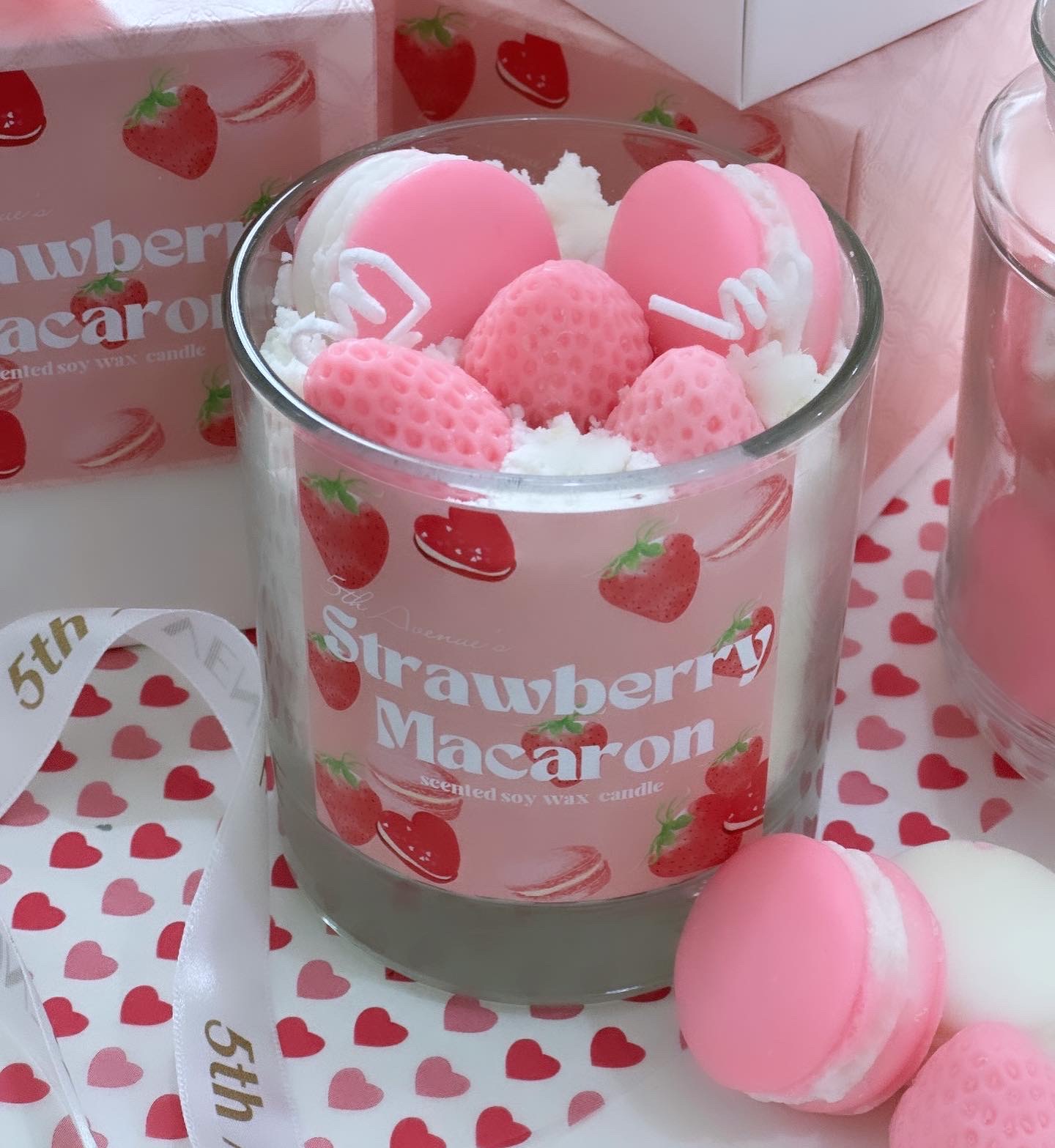 Strawberry & Macaron candle