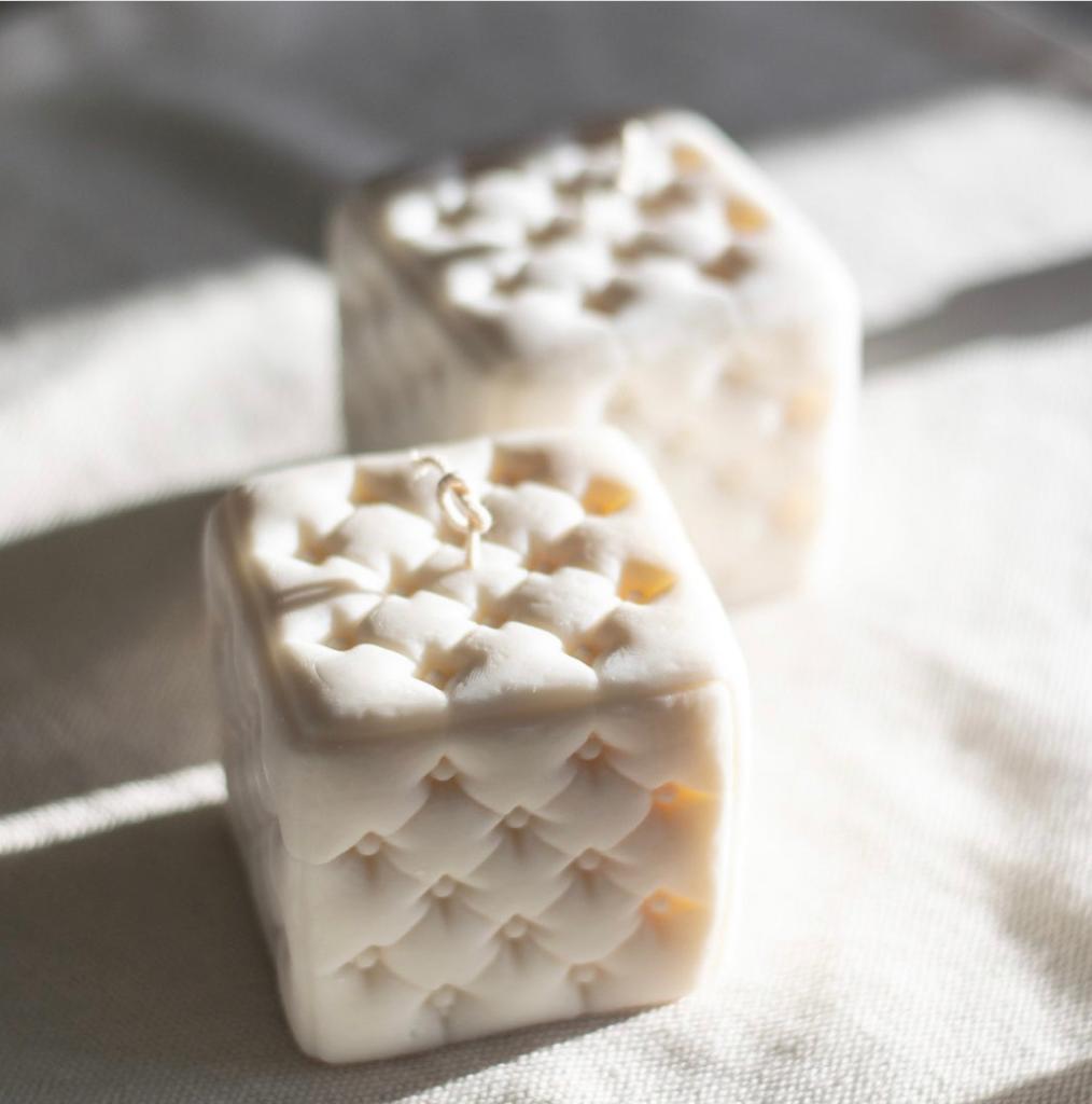 Luxury cushion candle