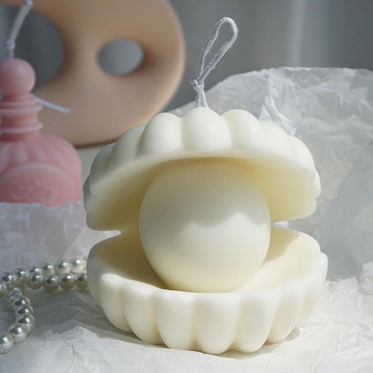 Pearl candle