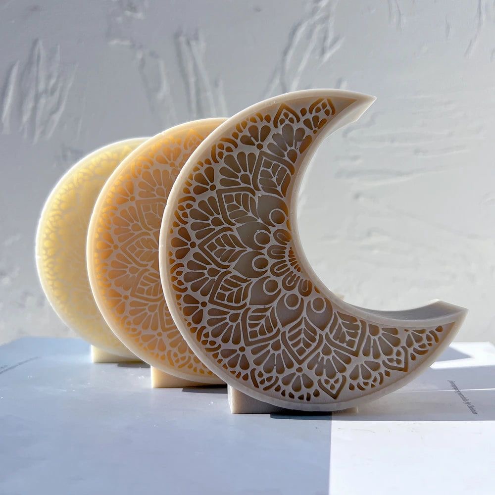 MOON CANDLE