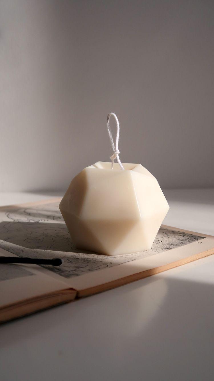 Diomond candle