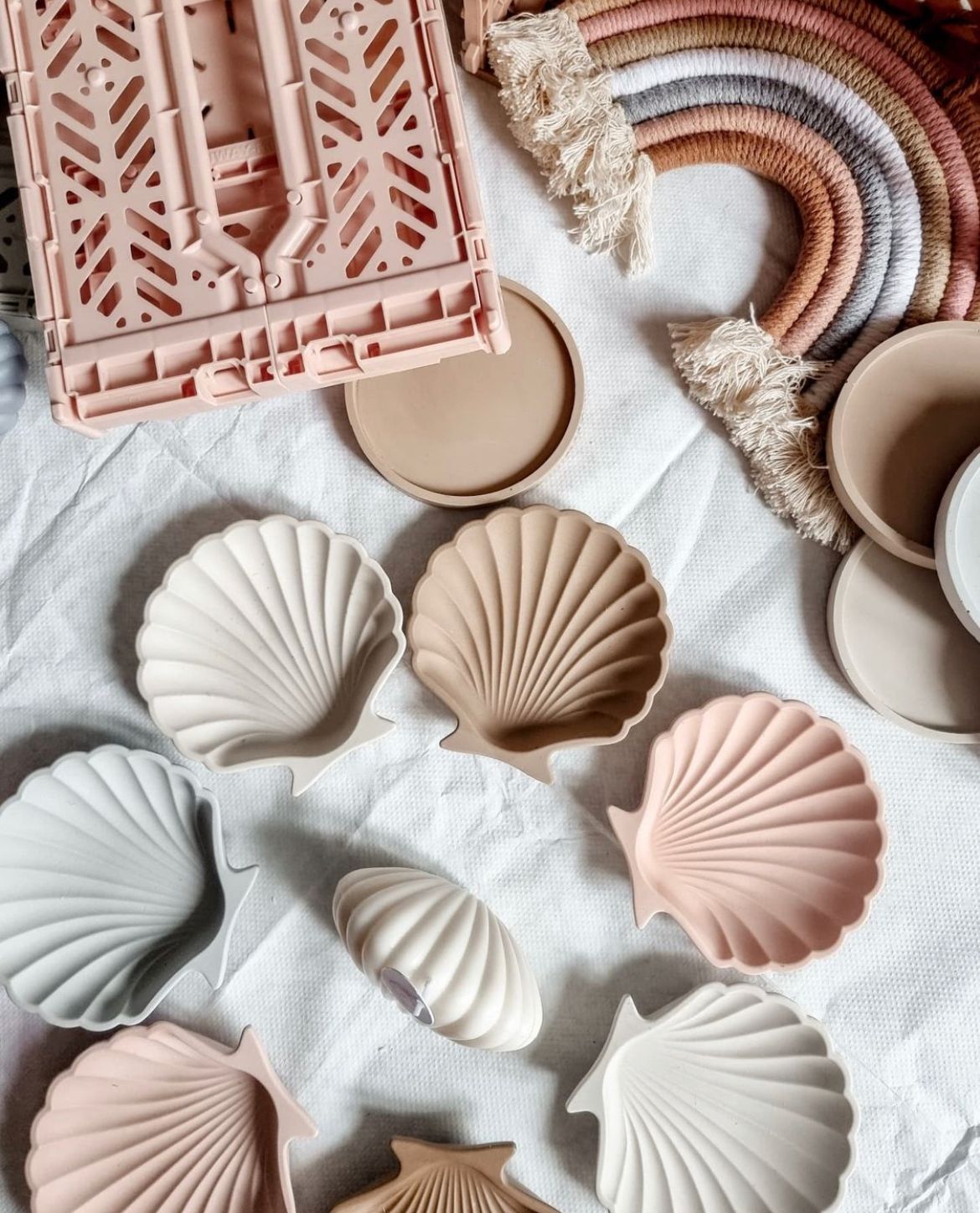 SEASHELL STONE TRINKET TRAY