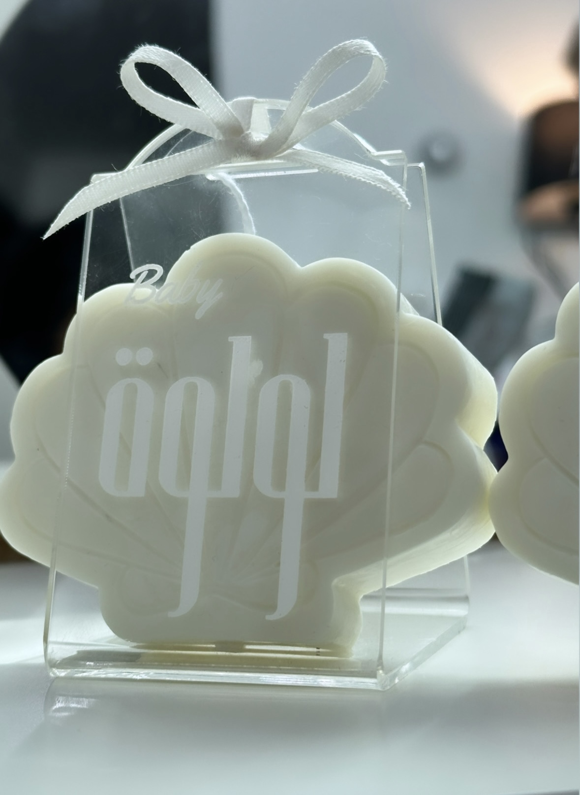 WIDE SEA SHELL CANDLE