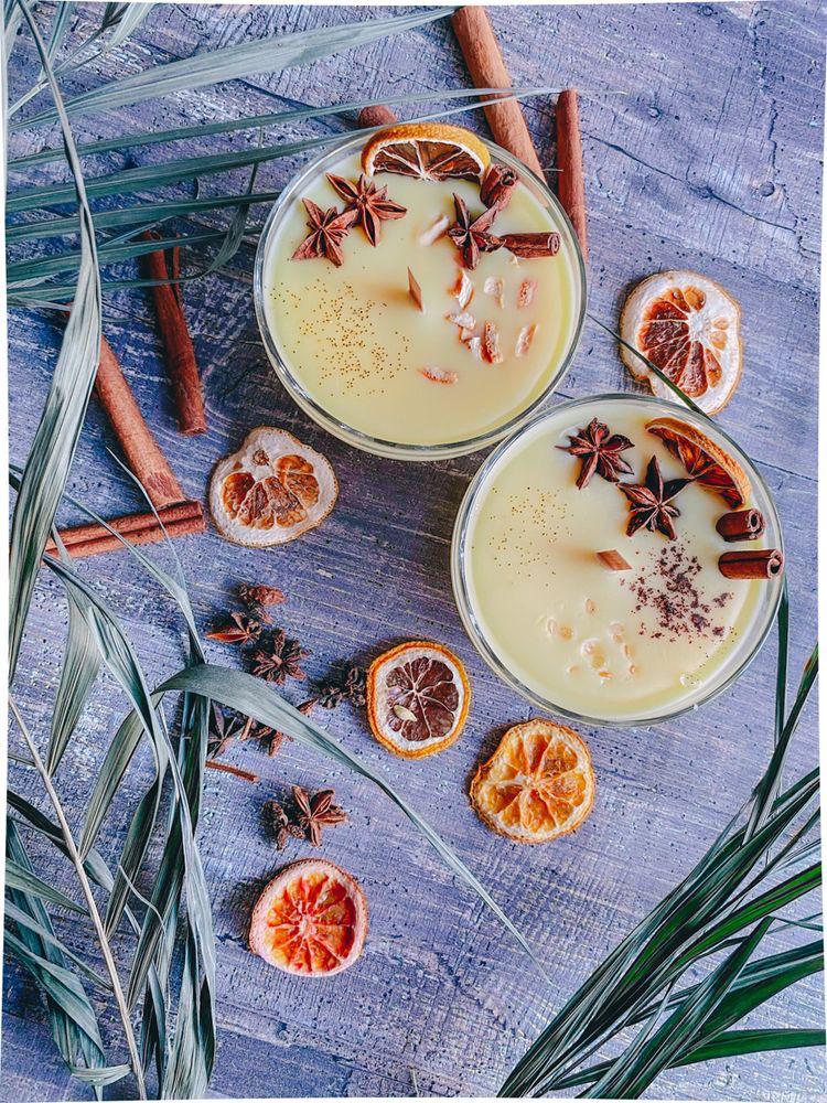 Cinnamon spice candle