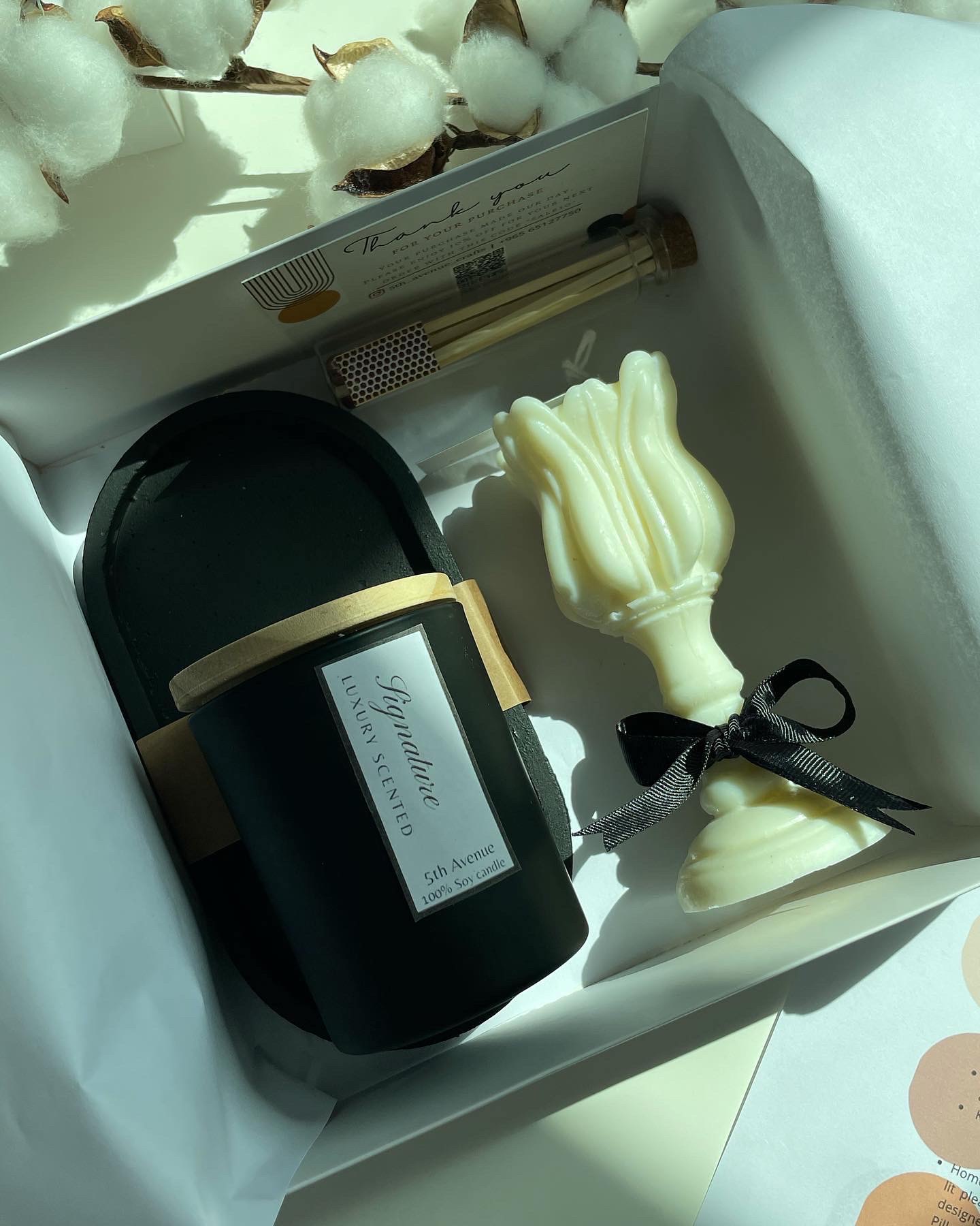 Classic Tulip Medium Box
