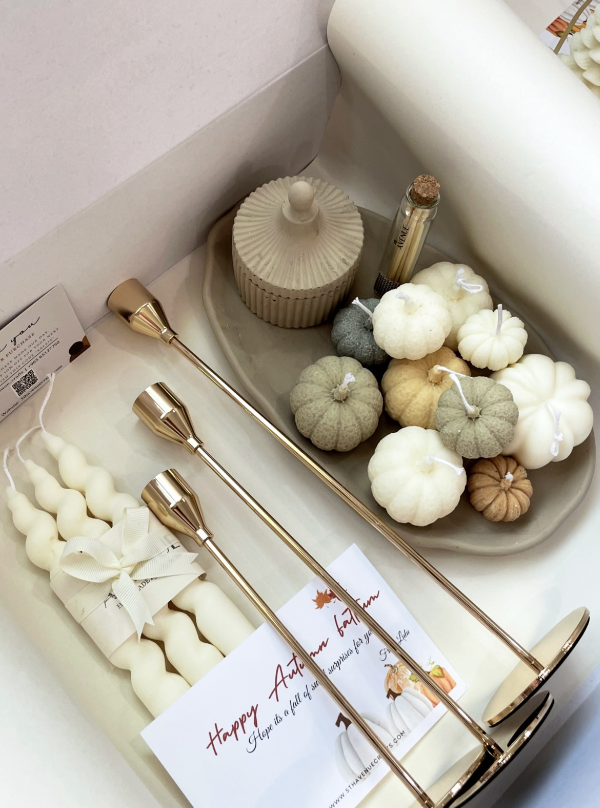 AUTUMN HOME DECOR GIFT BOX