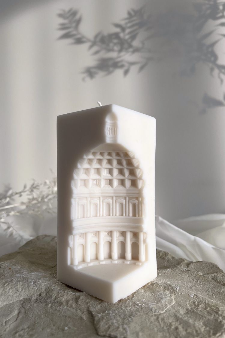 “When In Rome” Medium candle