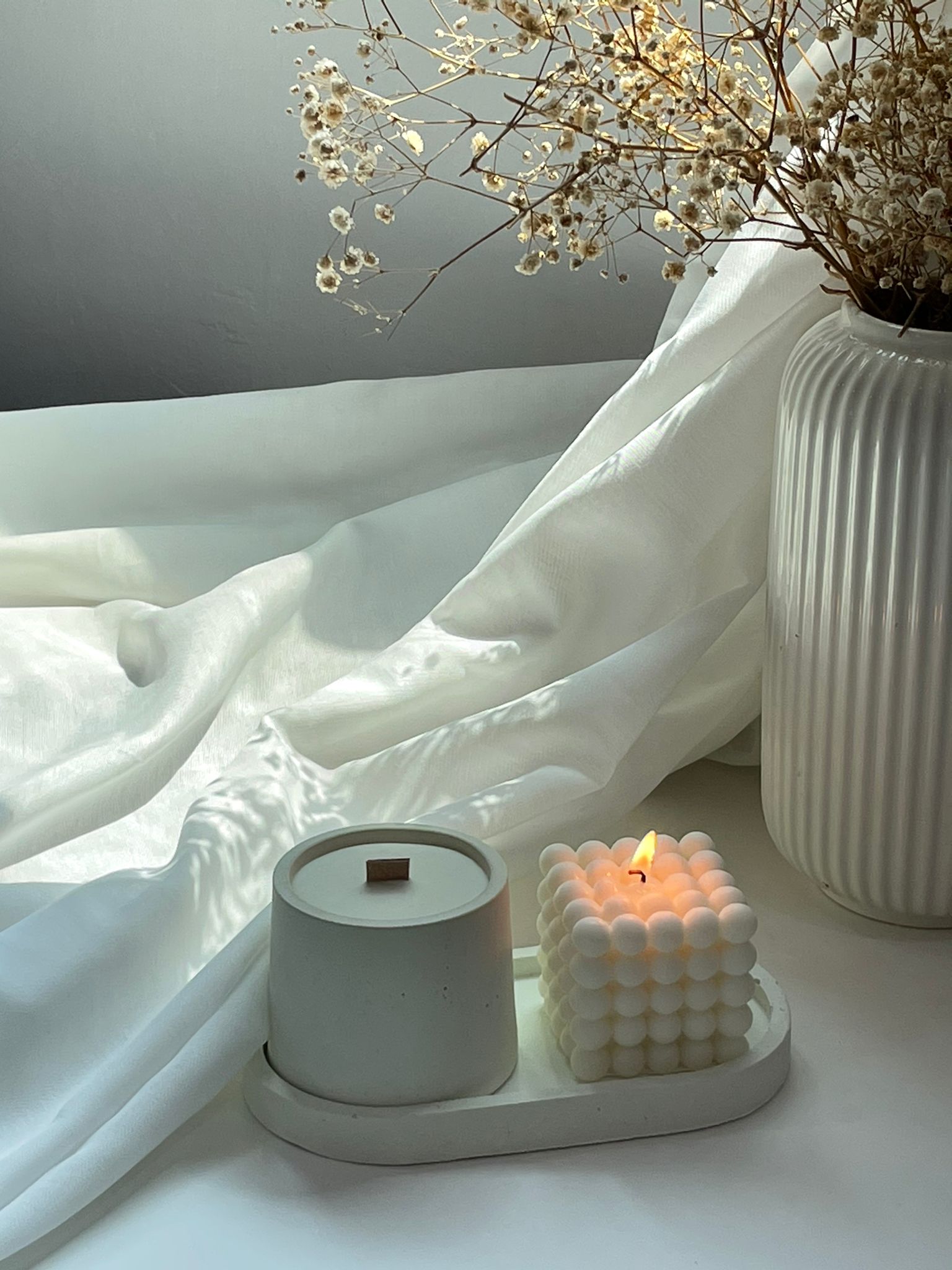 Stone jar with Bubbles candle