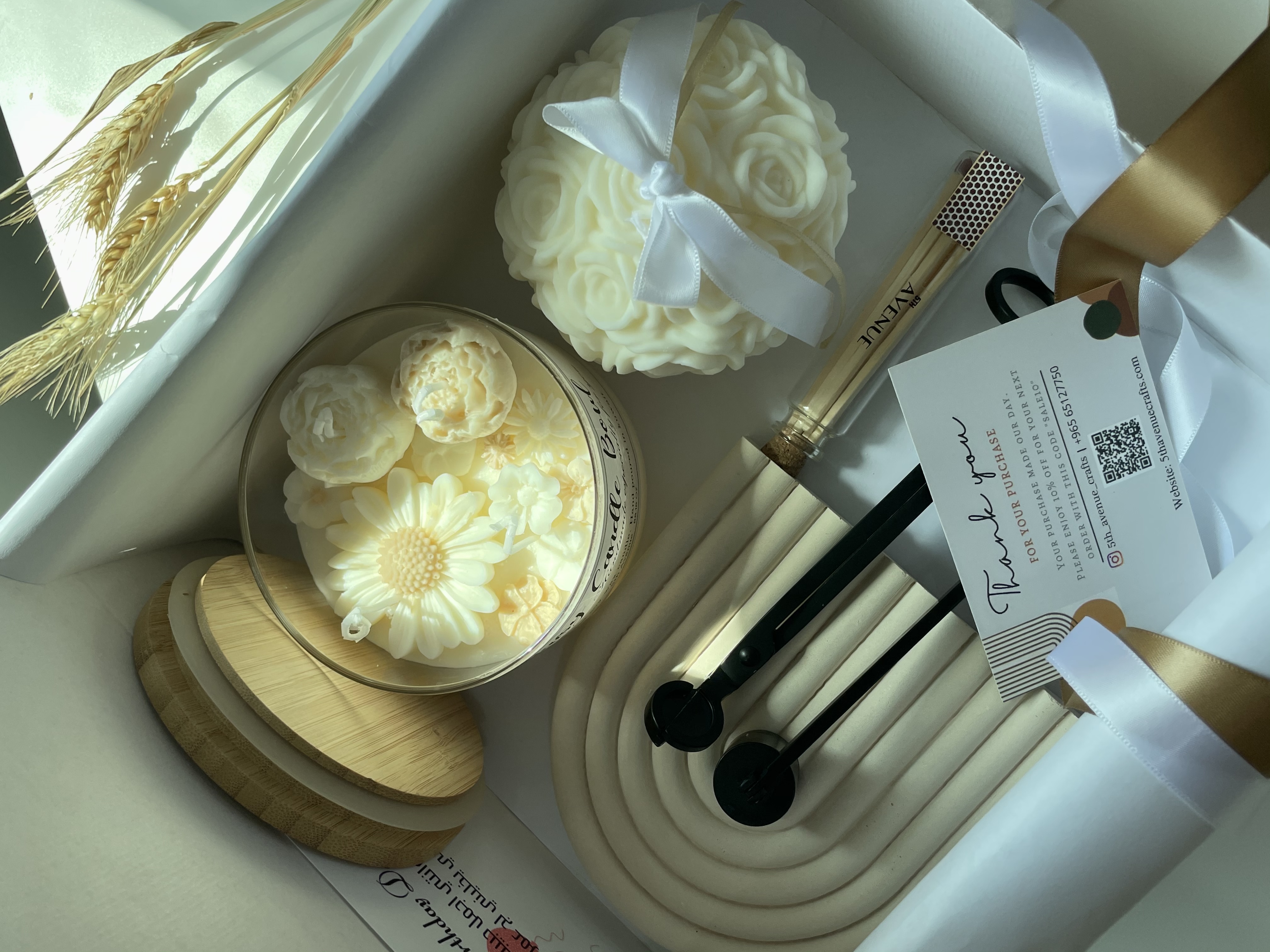 Flora Amour luxury gift box 