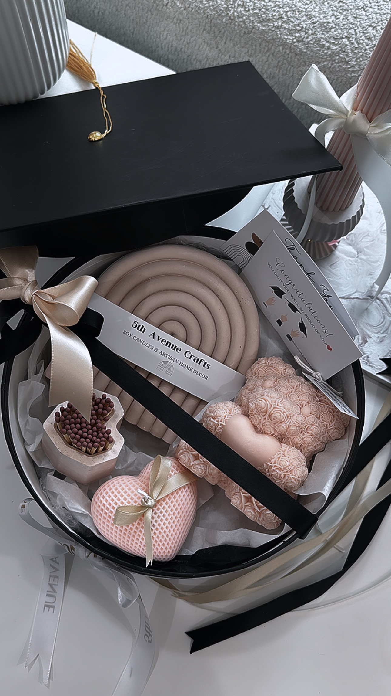 Gradutaion blossom gift box beige